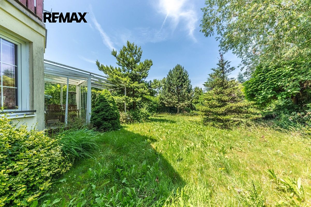 Prodej rodinného domu 180 m², pozemek 765 m² – fotografie 3