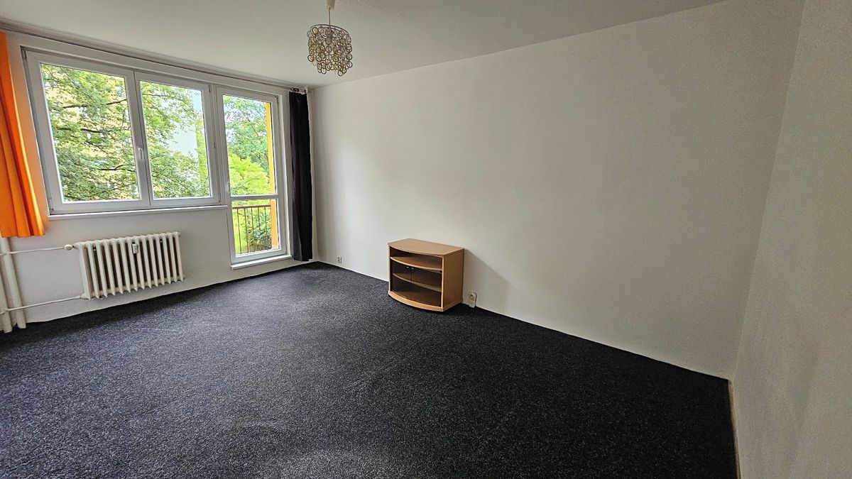 Pronájem bytu 1+1 35 m² – fotografie 4