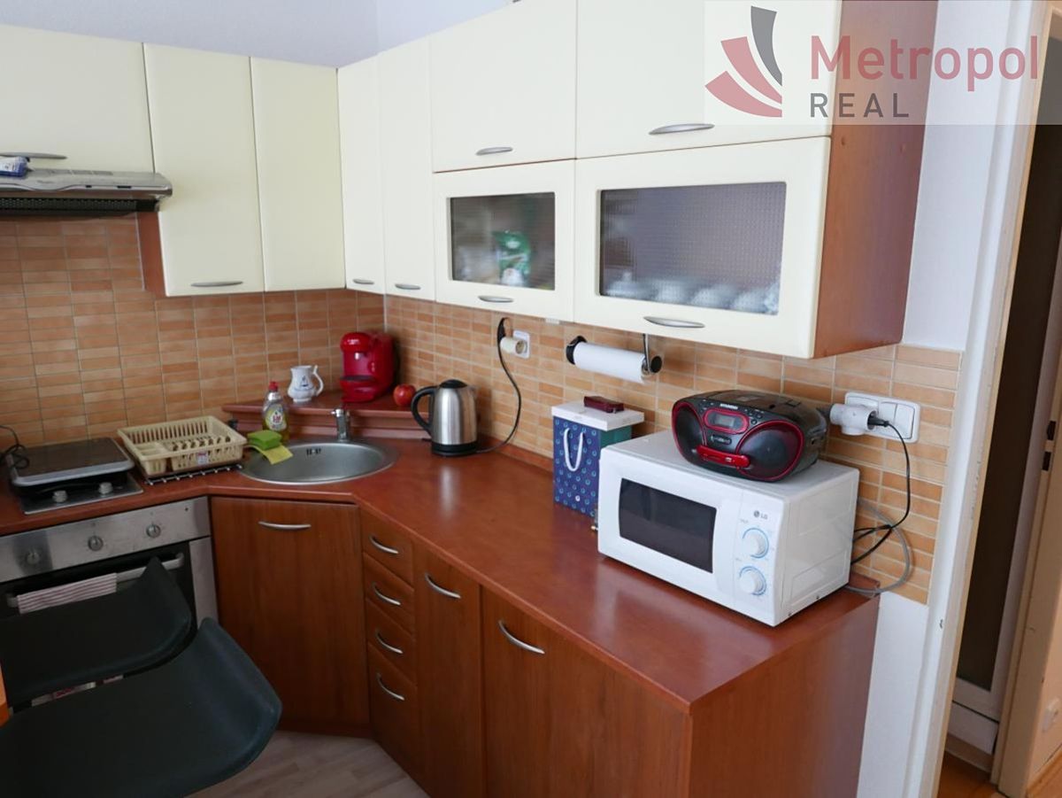 Prodej bytu 1+kk 19 m² – fotografie 3