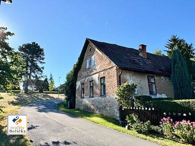 Prodej rodinného domu 294 m², pozemek 475 m²