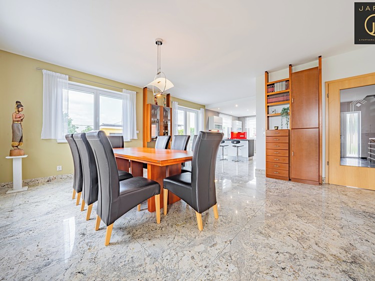 Будинок на продаж, 315 м² (9 з 38)