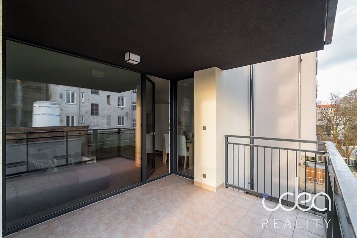 Pronájem bytu 2+kk 61 m² – fotografie 4