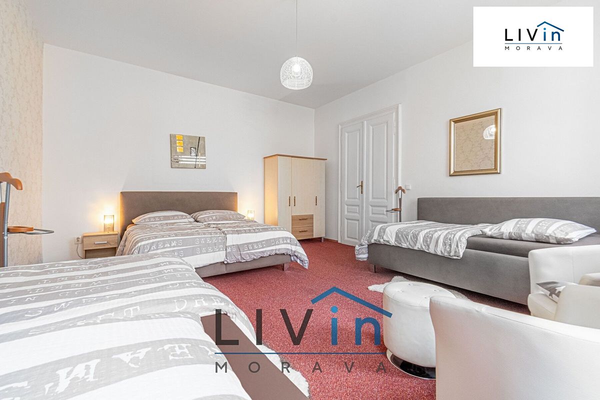 Pronájem bytu 2+kk 62 m² – fotografie 2