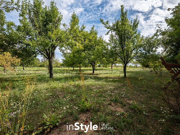 Prodej pozemku, 1 689 m² (9 z 25)