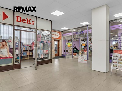 Prodej komerčního prostoru, 1 008 m² (3 z 20)