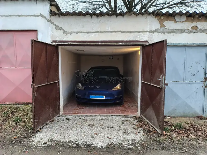 Prodej garáže 19 m², Plzeň – náhled fotky 2