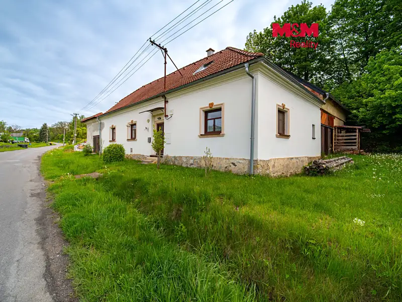 Prodej rodinného domu 85 m², pozemek 914 m², Gruna – náhled fotky 1