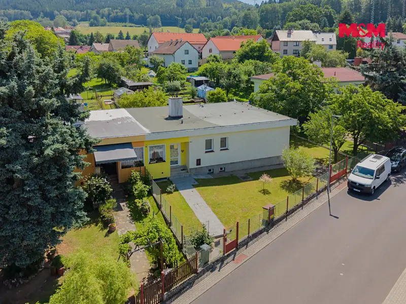 Prodej rodinného domu 294 m², pozemek 903 m², Březová – náhled fotky 2