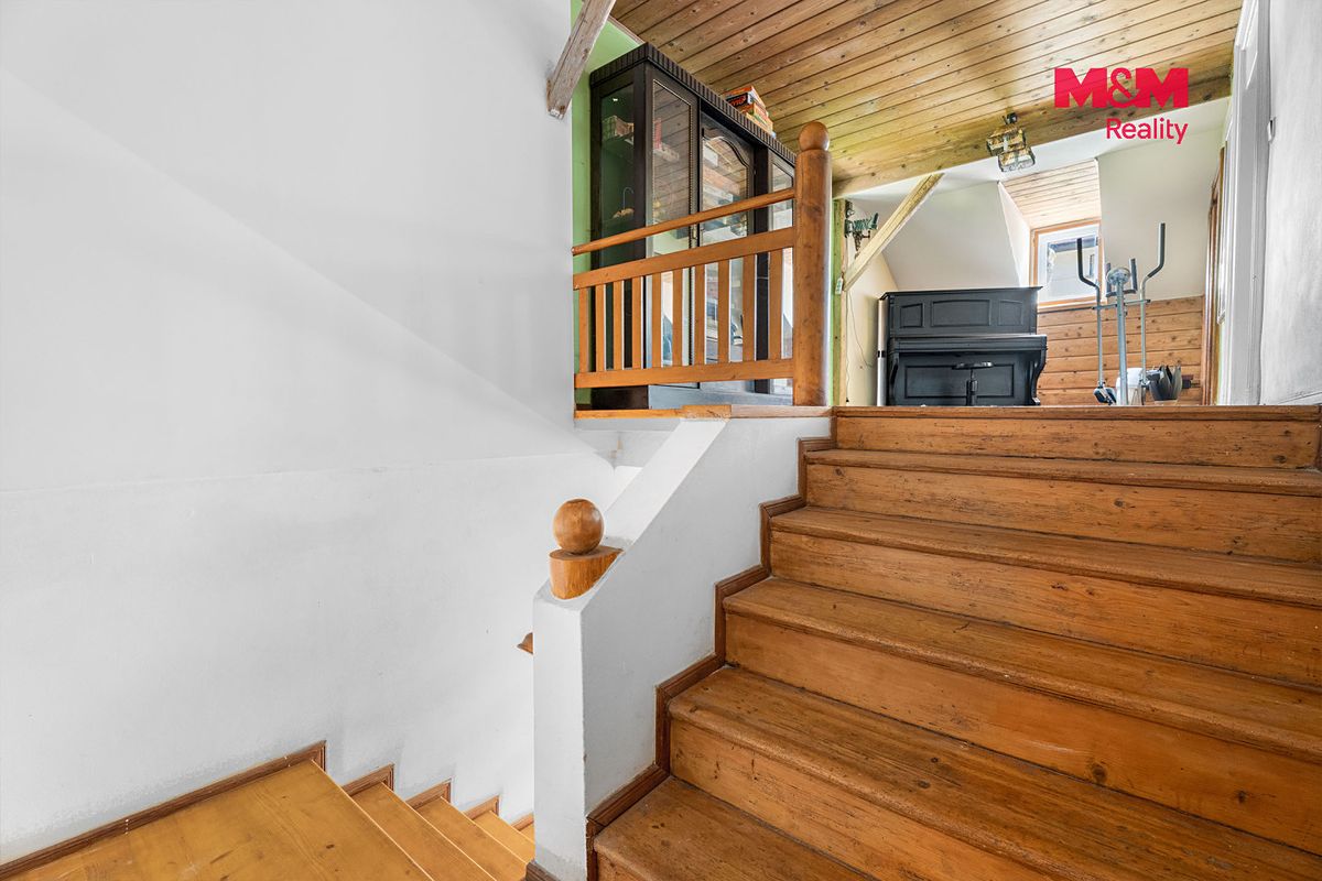 Prodej rodinného domu 130 m², pozemek 681 m² – fotografie 4
