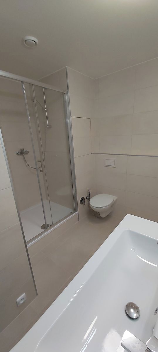 Pronájem bytu 4+1 82 m² – fotografie 3