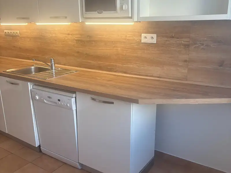 Pronájem bytu 3+1 79 m², Praha – náhled fotky 3