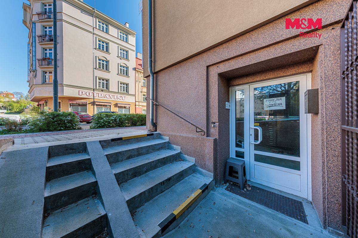 Prodej obchodního prostoru 147 m² – fotografie 2