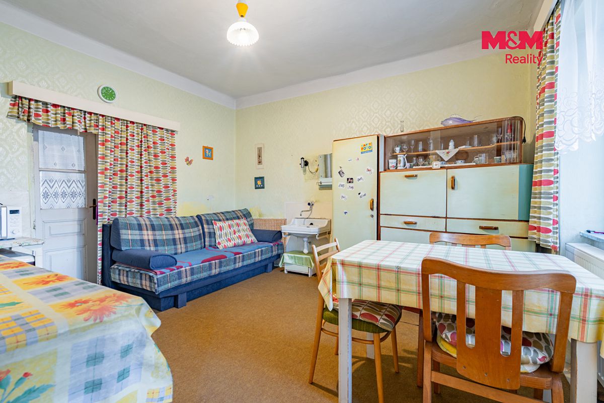 Prodej rodinného domu 84 m², pozemek 327 m² – fotografie 5