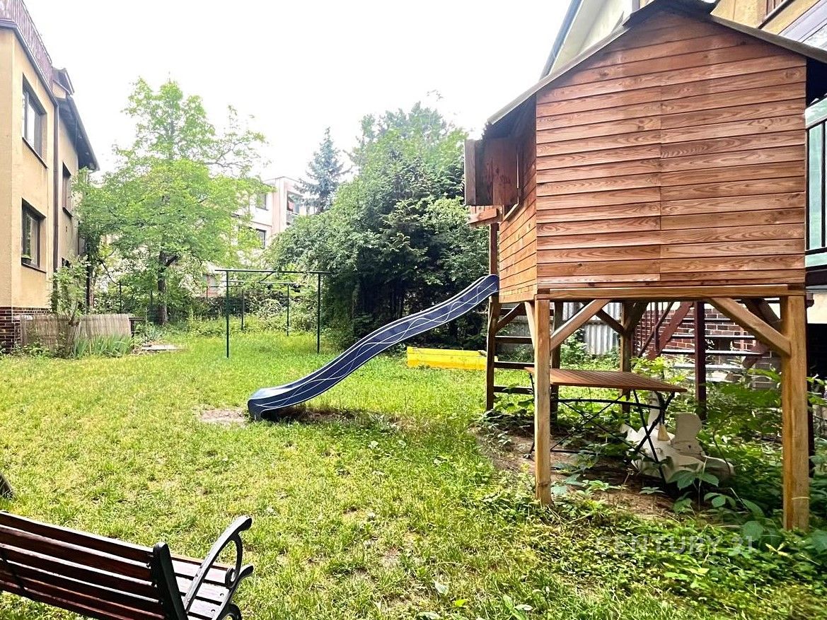 Pronájem bytu 4+kk 83 m² – fotografie 3