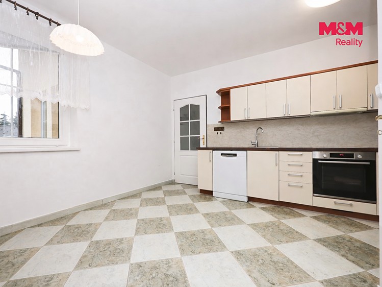 Prodej domu, 150 m² (11 z 24)
