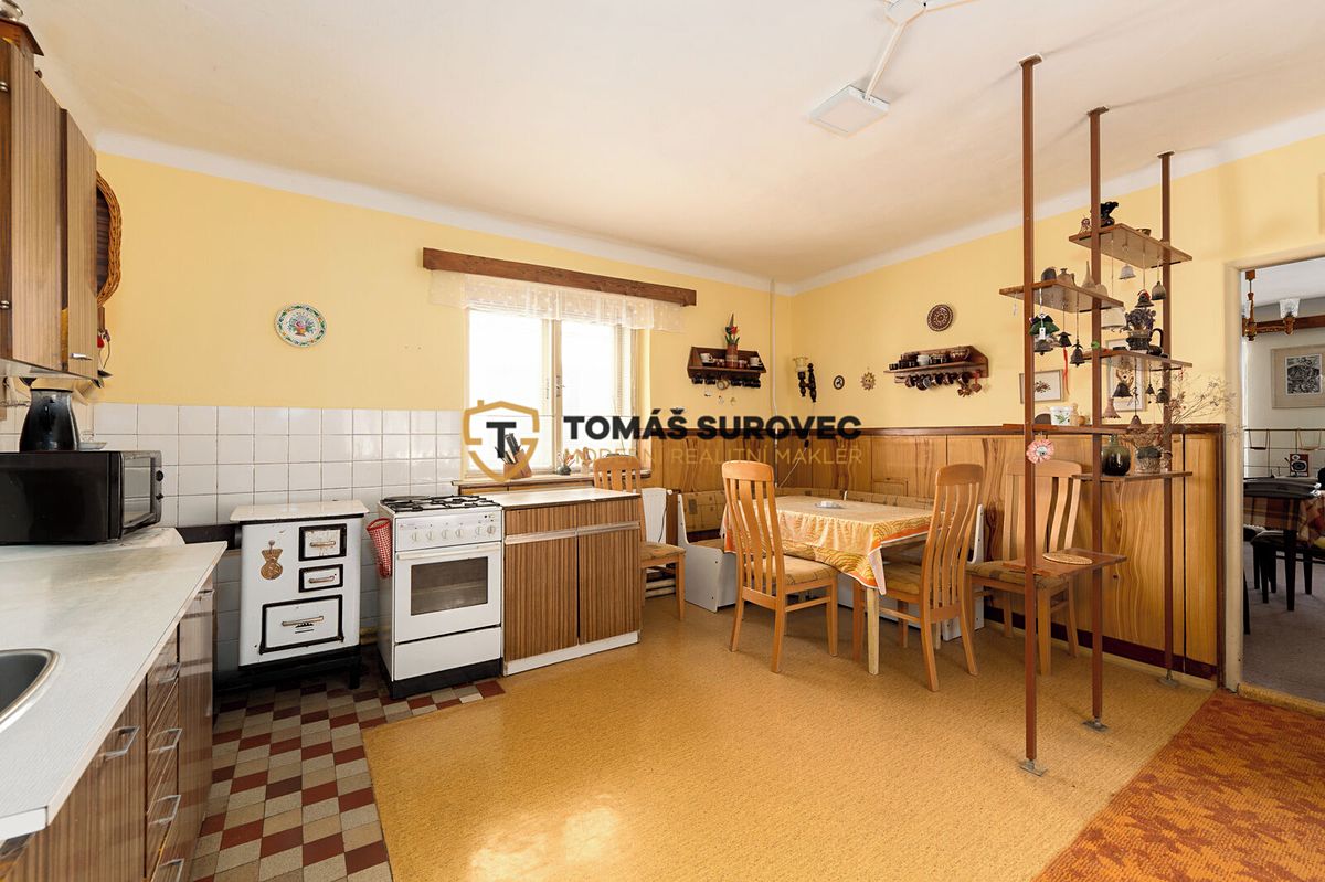 Prodej rodinného domu 152 m², pozemek 728 m² – fotografie 3