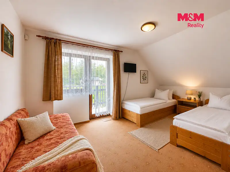 Prodej ubytovacího zařízení 272 m², Nová Pec – náhled fotky 3