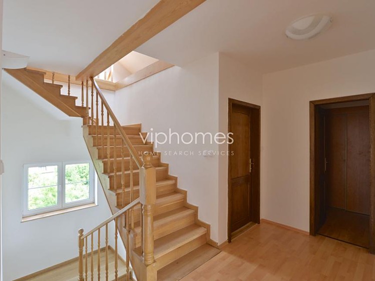 Haus zur Miete, 500 m² (11 von 19)