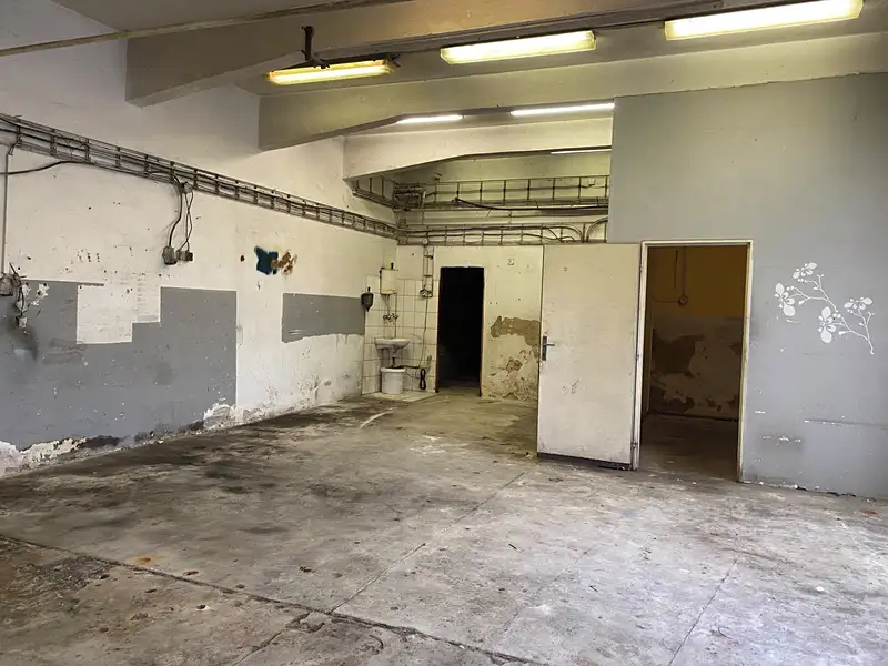 Pronájem výrobní haly, prostoru 49 m², Hradec Králové – náhled fotky 2