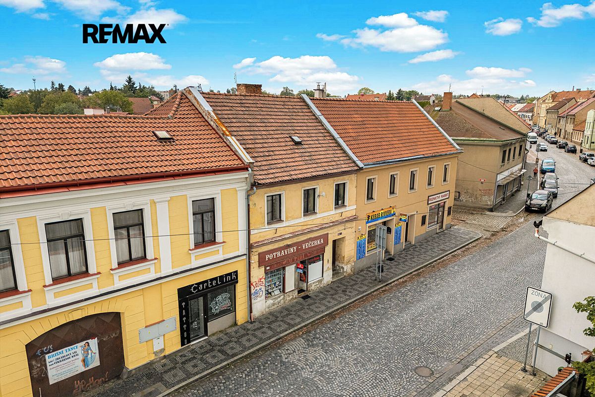 Prodej obchodního prostoru 250 m² – fotografie 2