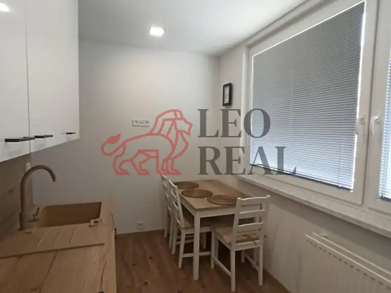Prodej bytu 3+1 71 m², Hodonín – náhled fotky 2