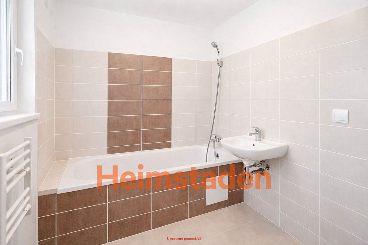Pronájem bytu 2+1 56 m² – fotografie 2