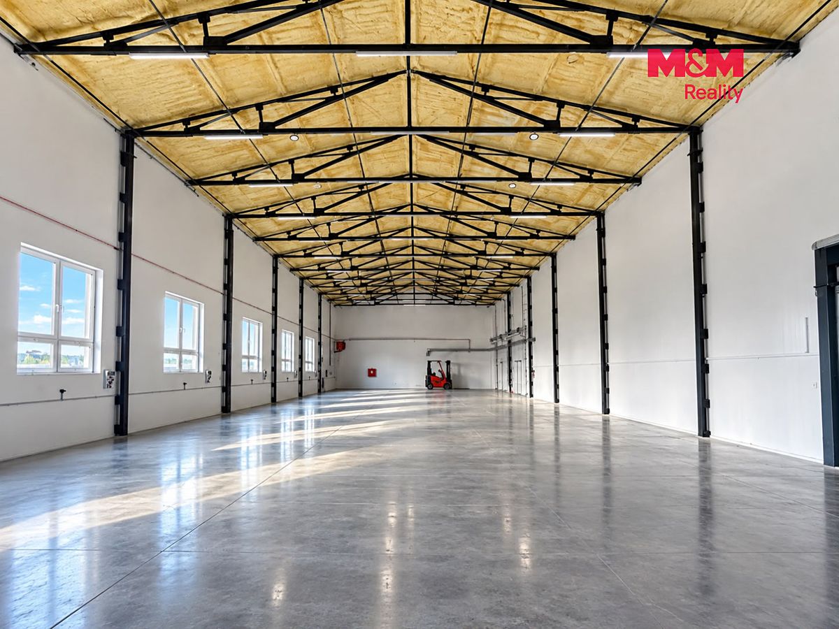 Pronájem skladového prostoru 532 m² – fotografie 3
