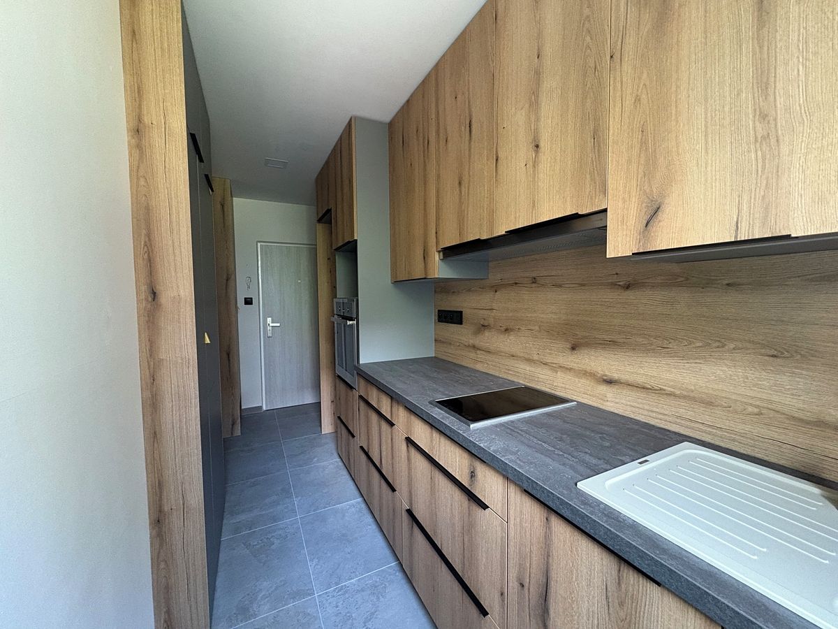 Pronájem bytu 1+1 32 m² – fotografie 2