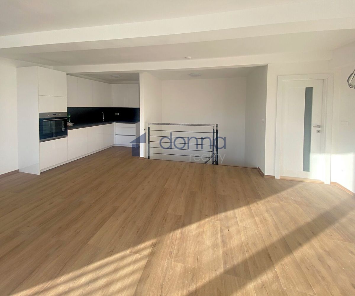 Pronájem bytu 3+kk 90 m² – fotografie 4