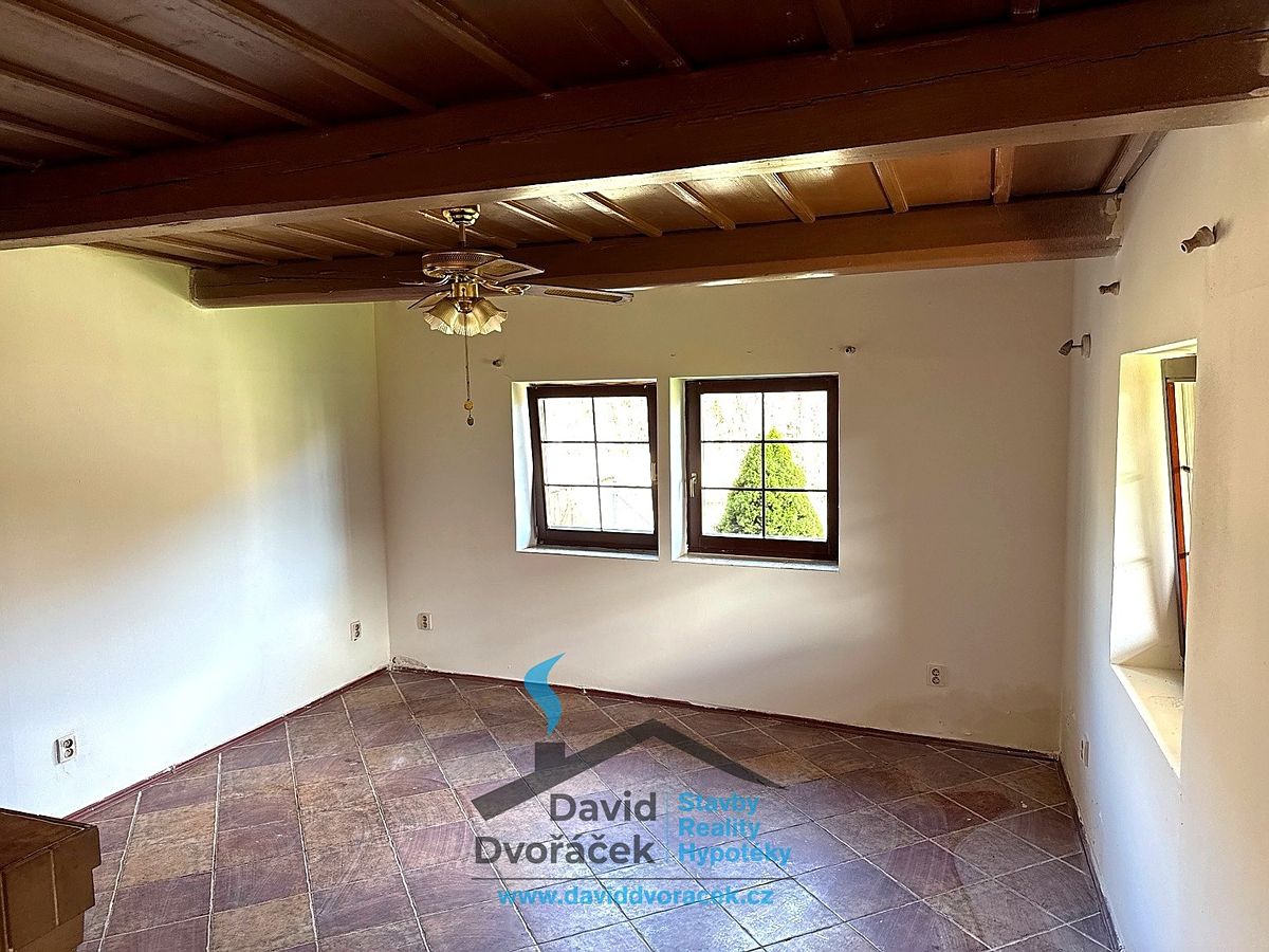 Prodej rodinného domu 120 m², pozemek 1006 m² – fotografie 5