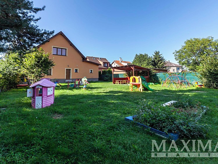 Комерційне приміщення на продаж, 237 м² (1 з 28)