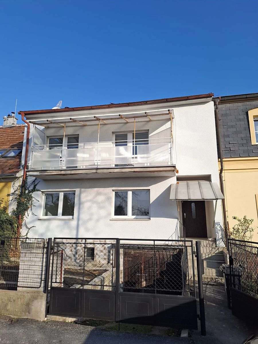 Prodej rodinného domu 131 m², pozemek 292 m²