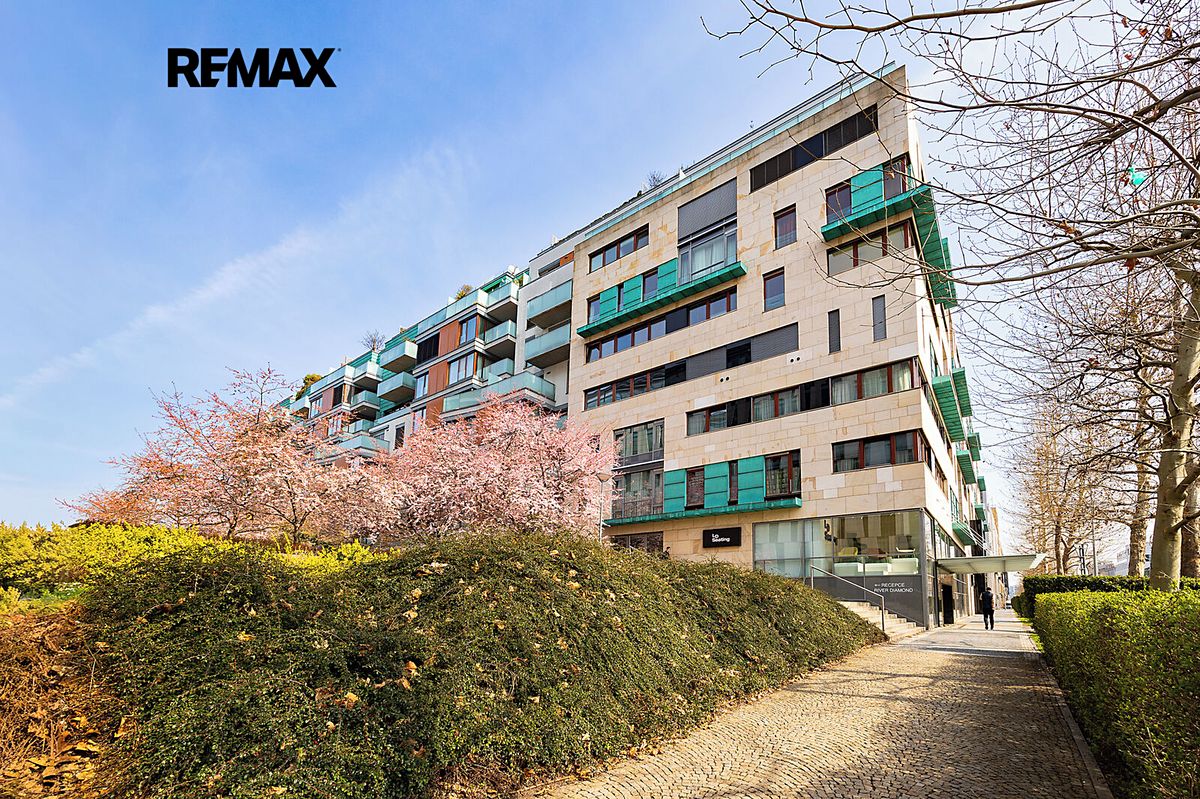 Pronájem bytu 2+kk 73 m²