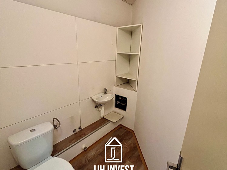 Pronájem komerčního prostoru, 95 m² (9 z 12)
