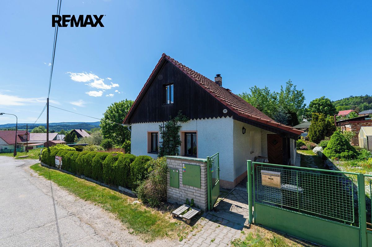 Prodej rodinného domu 90 m², pozemek 583 m²