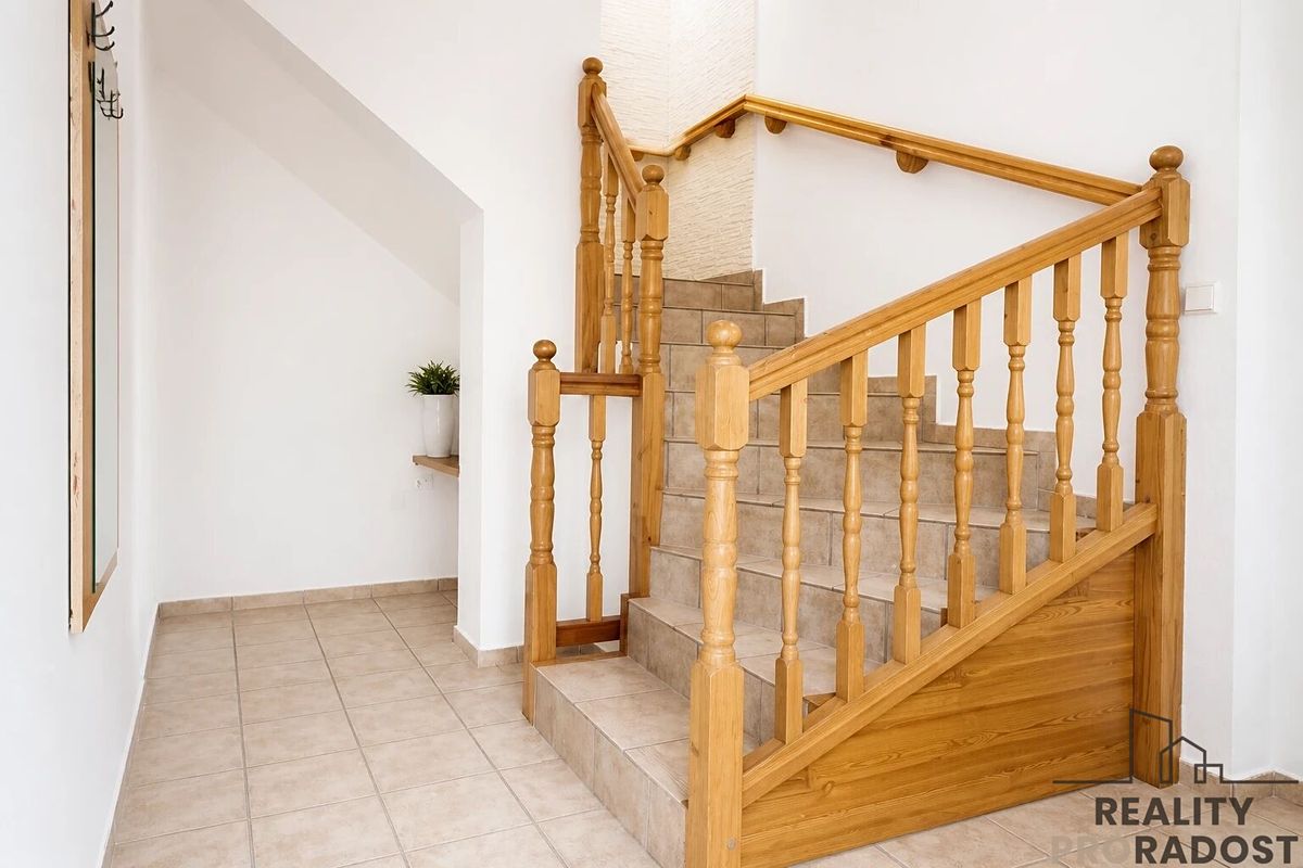 Pronájem rodinného domu 232 m², pozemek 267 m² – fotografie 5