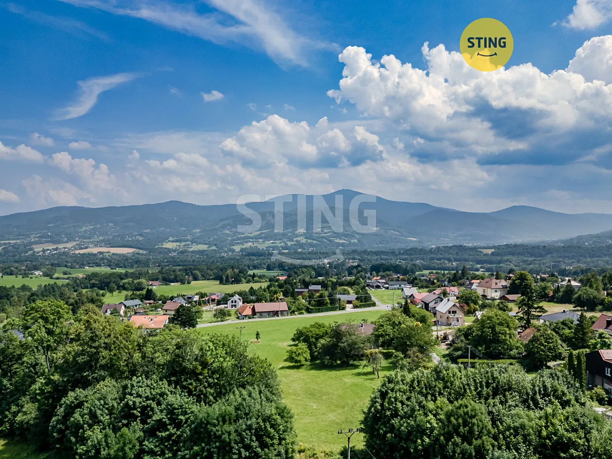 Prodej stavebního pozemku 1922 m²