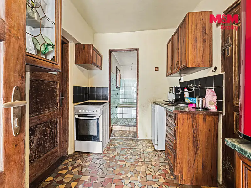 Prodej rodinného domu 120 m², pozemek 1740 m², Bobnice – náhled fotky 3