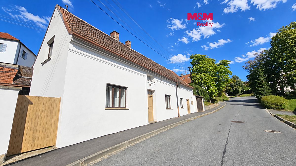 Prodej rodinného domu 80 m², pozemek 219 m²