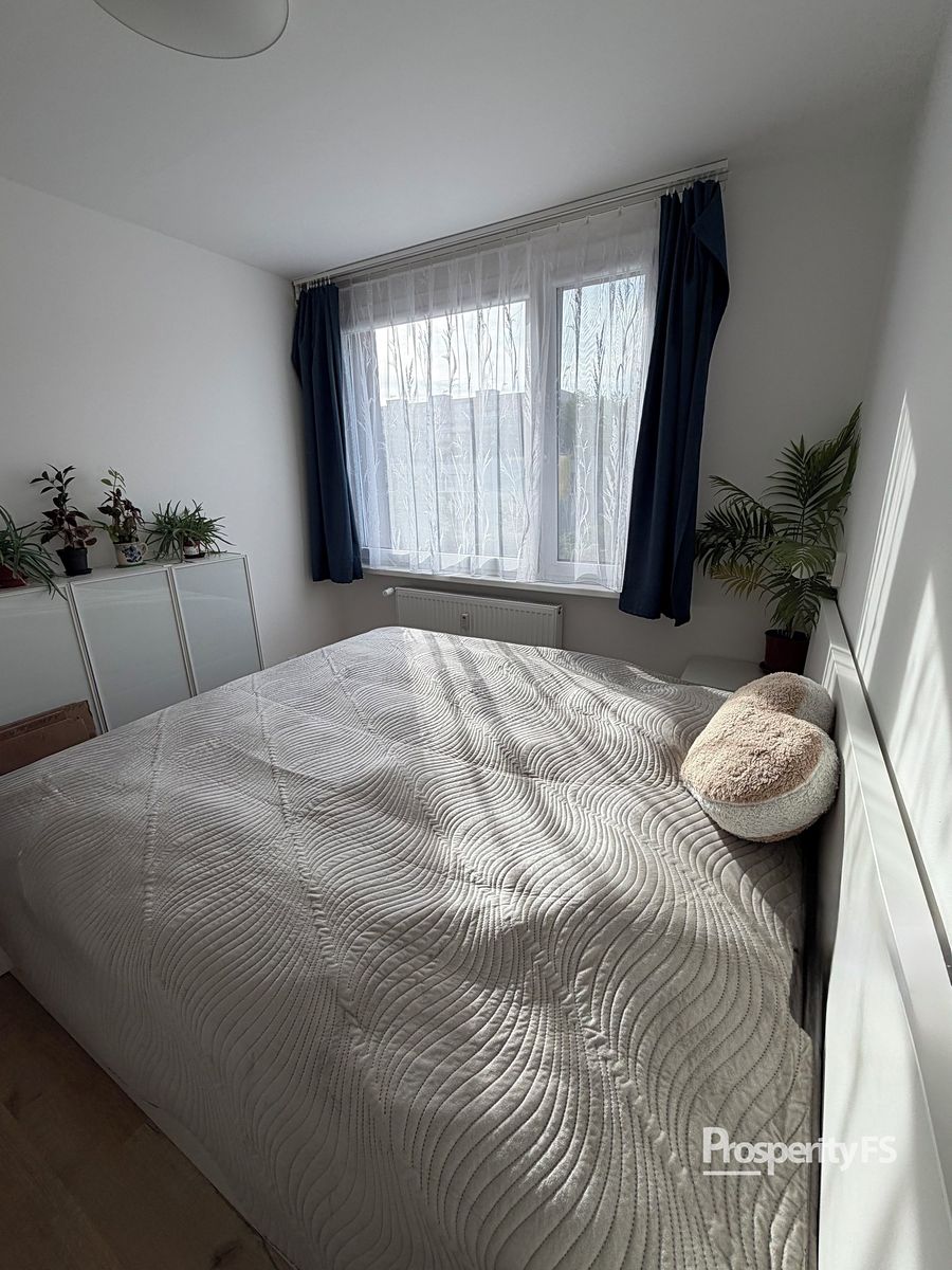 Pronájem bytu 2+kk 42 m² – fotografie 5