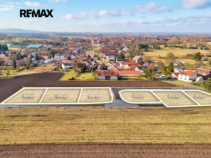 Prodej stavebního pozemku 873 m², Chotusice – náhled fotky 1