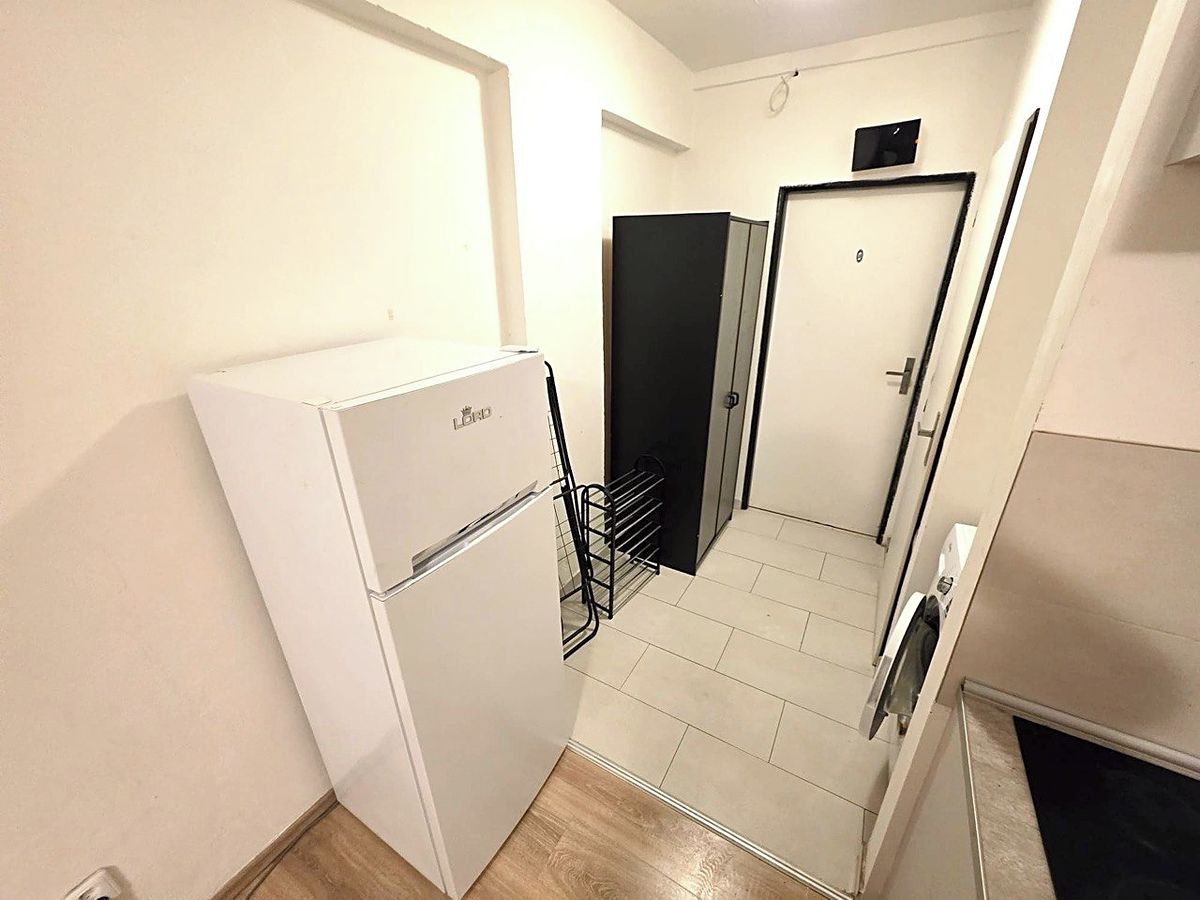 Pronájem bytu 1+kk 27 m² – fotografie 5