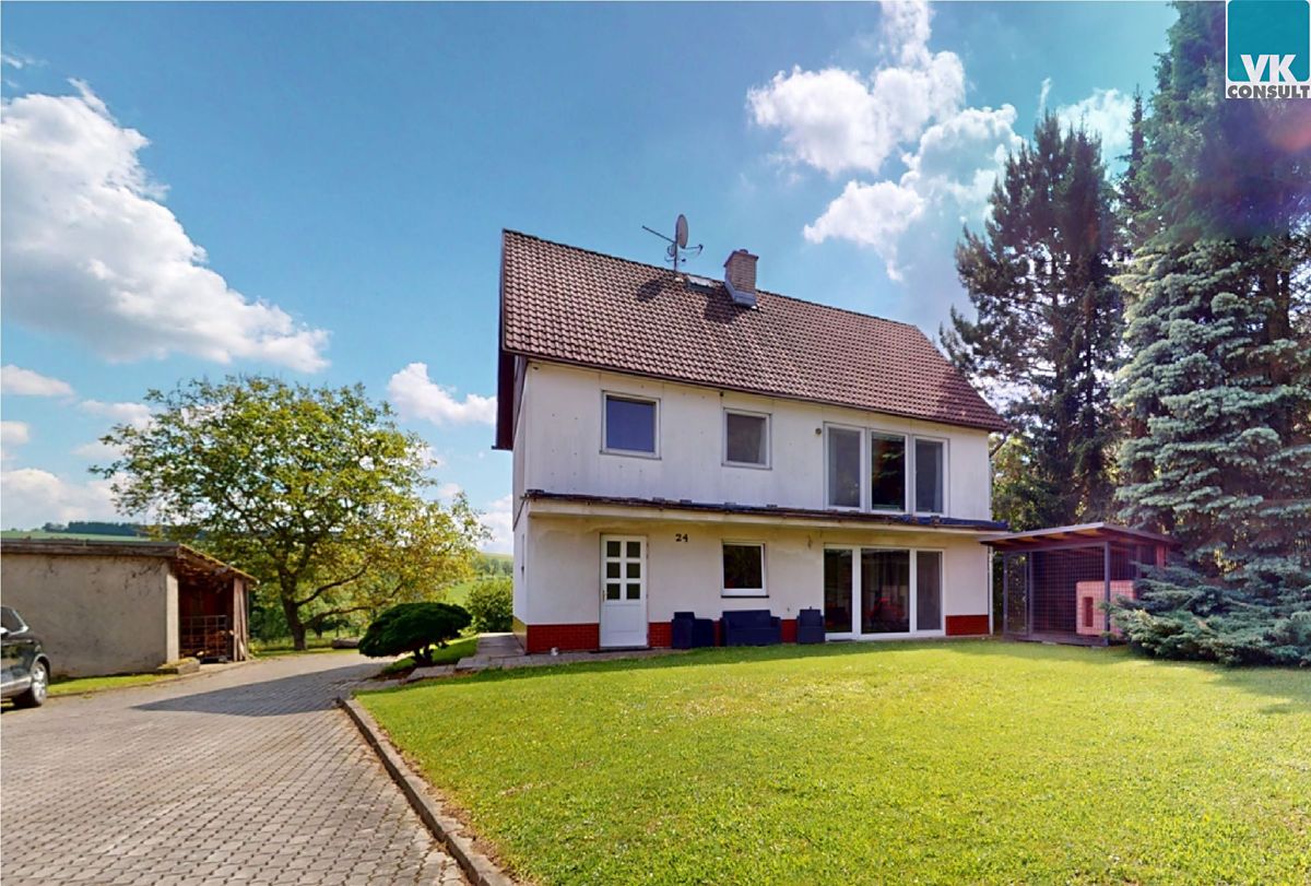 Prodej rodinného domu 213 m², pozemek 5984 m² – fotografie 3