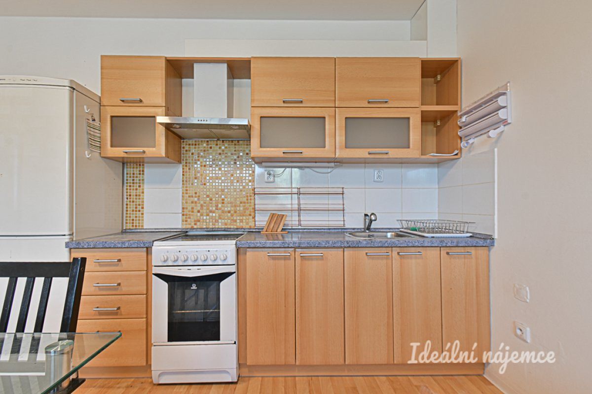 Pronájem bytu 2+kk 55 m² – fotografie 2