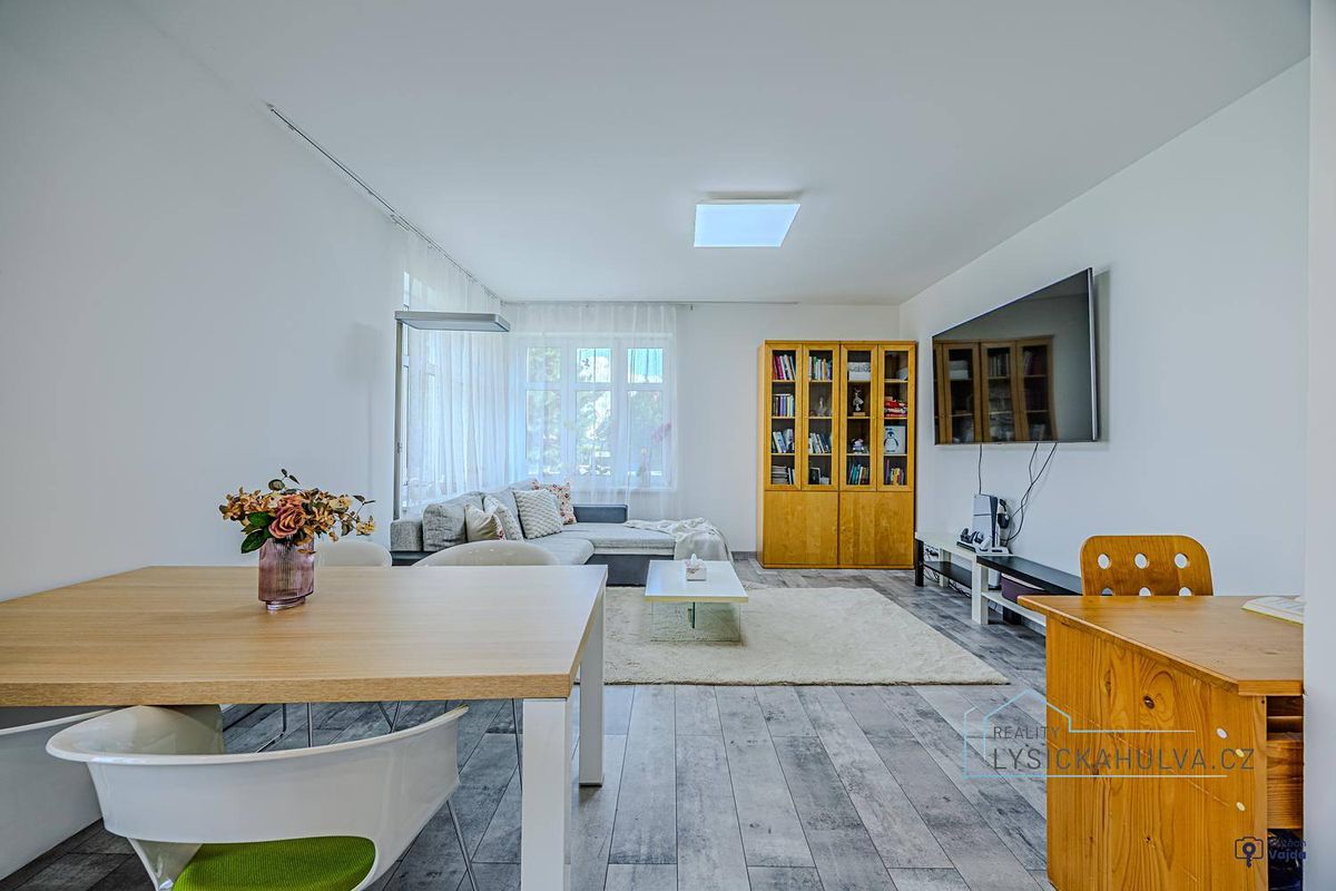Prodej rodinného domu 170 m², pozemek 448 m² – fotografie 5