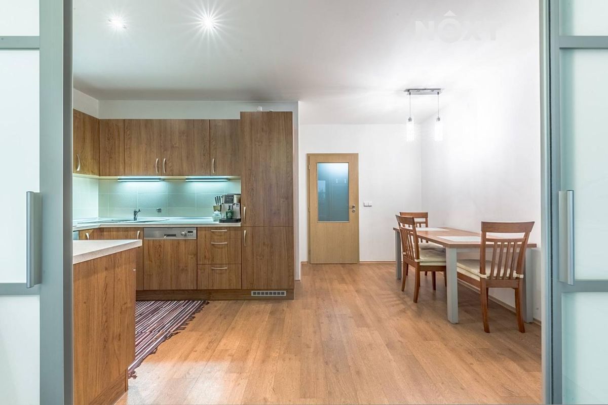 Pronájem bytu 1+1 53 m² – fotografie 4