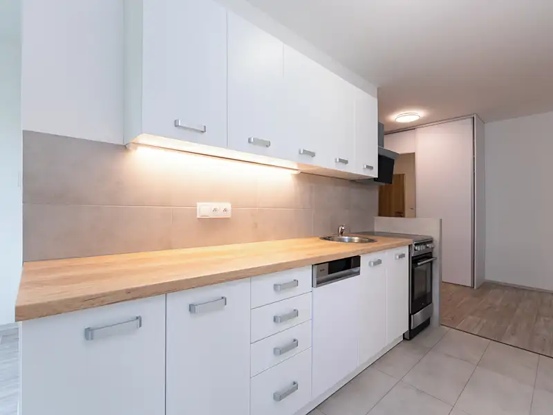 Prodej bytu 3+1 60 m², Klášterec nad Ohří – náhled fotky 2