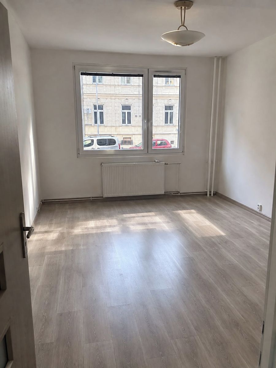 Pronájem bytu 3+1 84 m² – fotografie 4