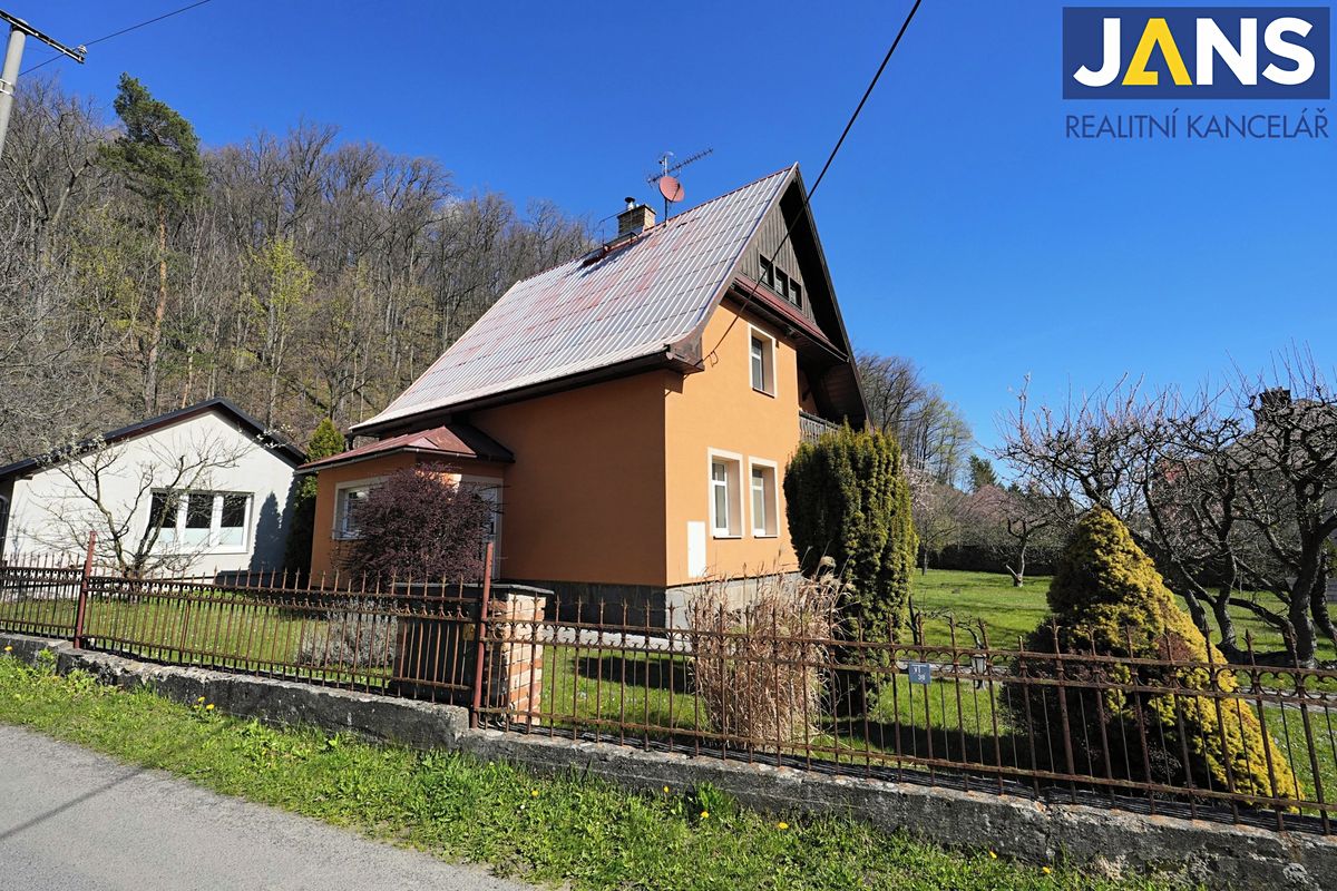 Prodej rodinného domu 117 m², pozemek 1093 m² – fotografie 3
