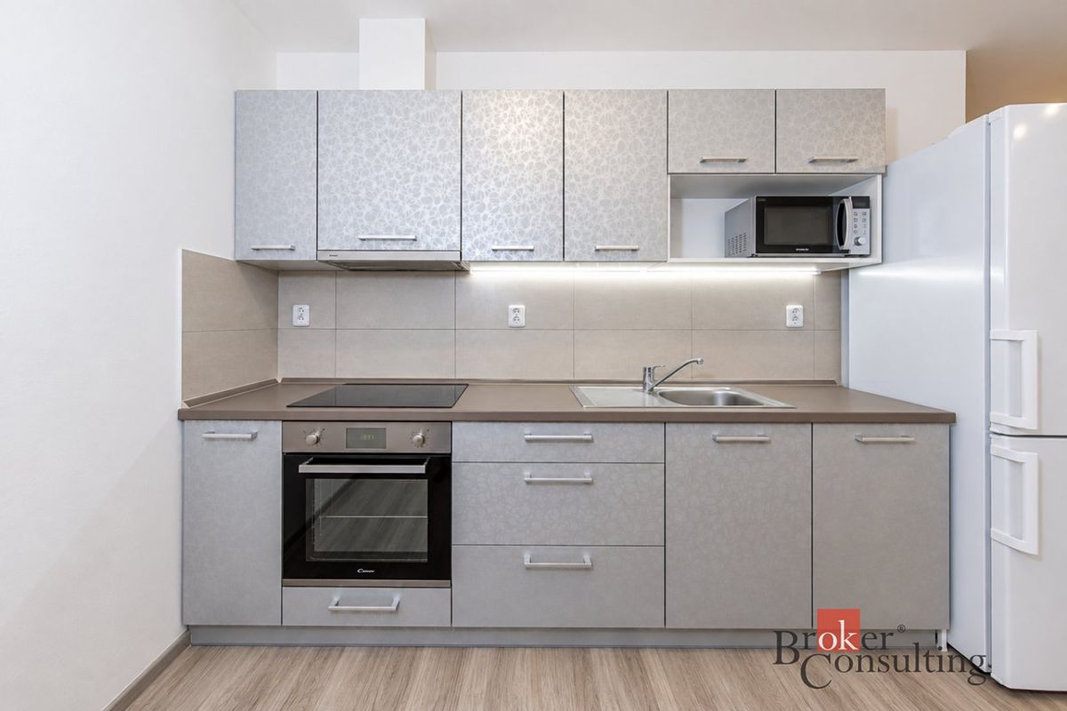 Pronájem bytu 2+kk 69 m² – fotografie 2